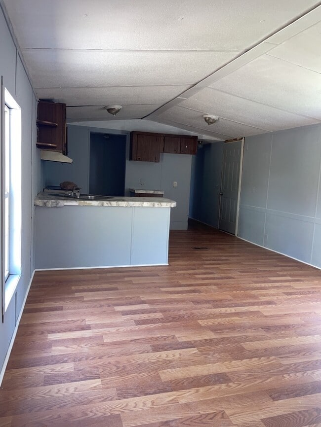 Building Photo - 47 Buckeye Cir