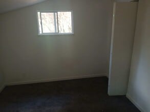 Building Photo - 10091 CA-49