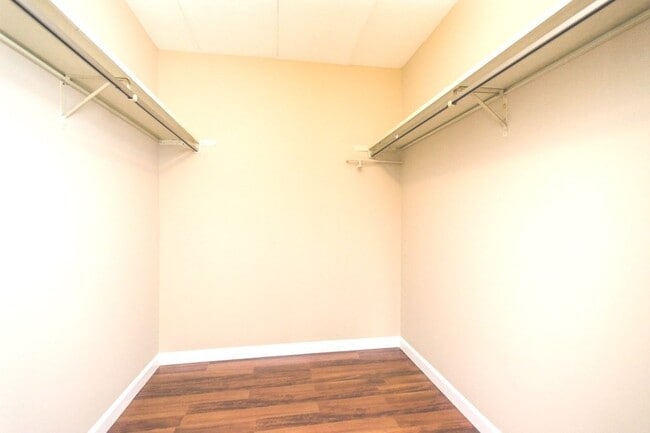 Building Photo - 43 Burnham St