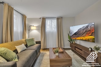 Building Photo - 1540 Abbott Rd