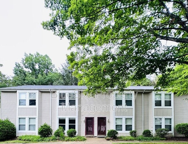 Primary Photo - 2764 Gatewood Cir