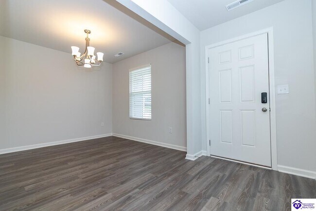 Building Photo - 104 Ashwood Ave