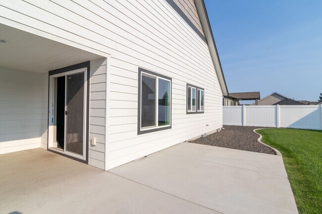 Building Photo - 3 Bed 2 Bath Single Level Morning Side Val...