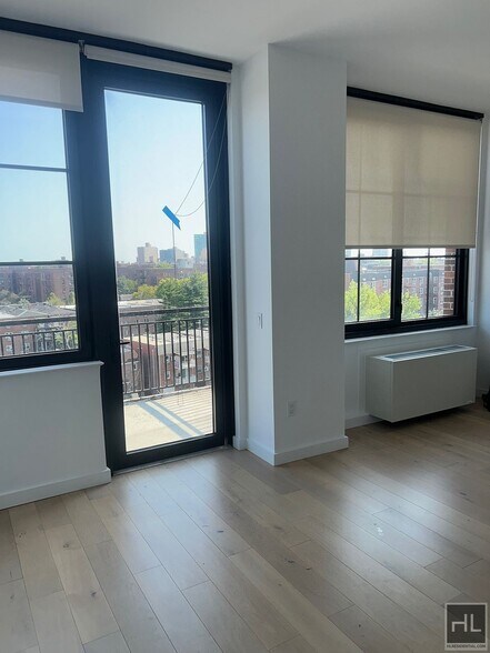 Building Photo - NORTHERN BOULEVARD