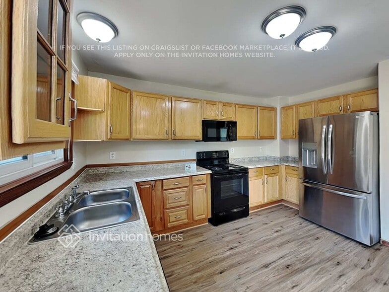 Building Photo - 3818 Licorice Trail