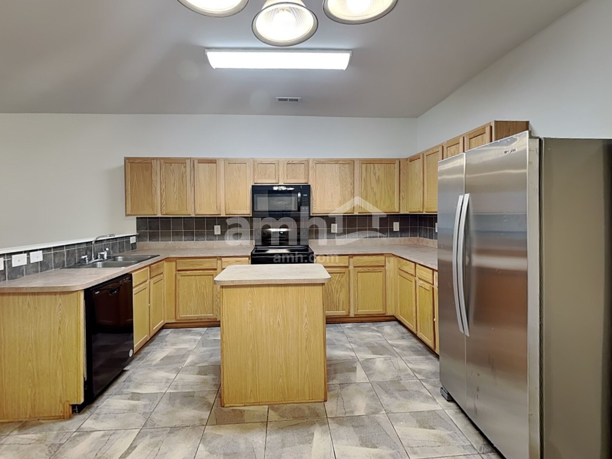 Building Photo - 157 Flanders Dr