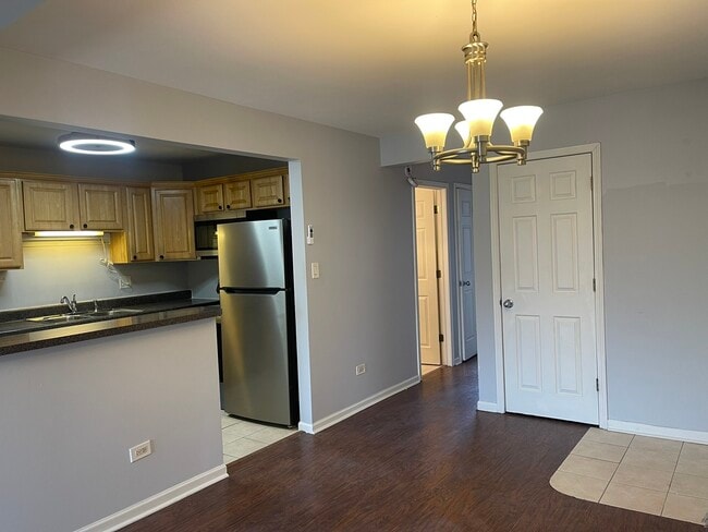 Building Photo - 444 Osage Ln