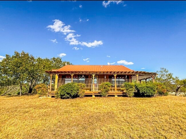 Building Photo - 209 Crest Dr