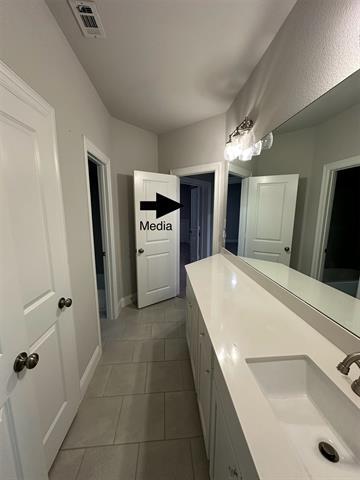 Building Photo - 3567 Sevilla Dr