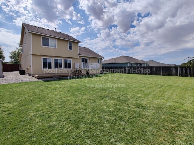 Building Photo - 8716 W 1st Ave