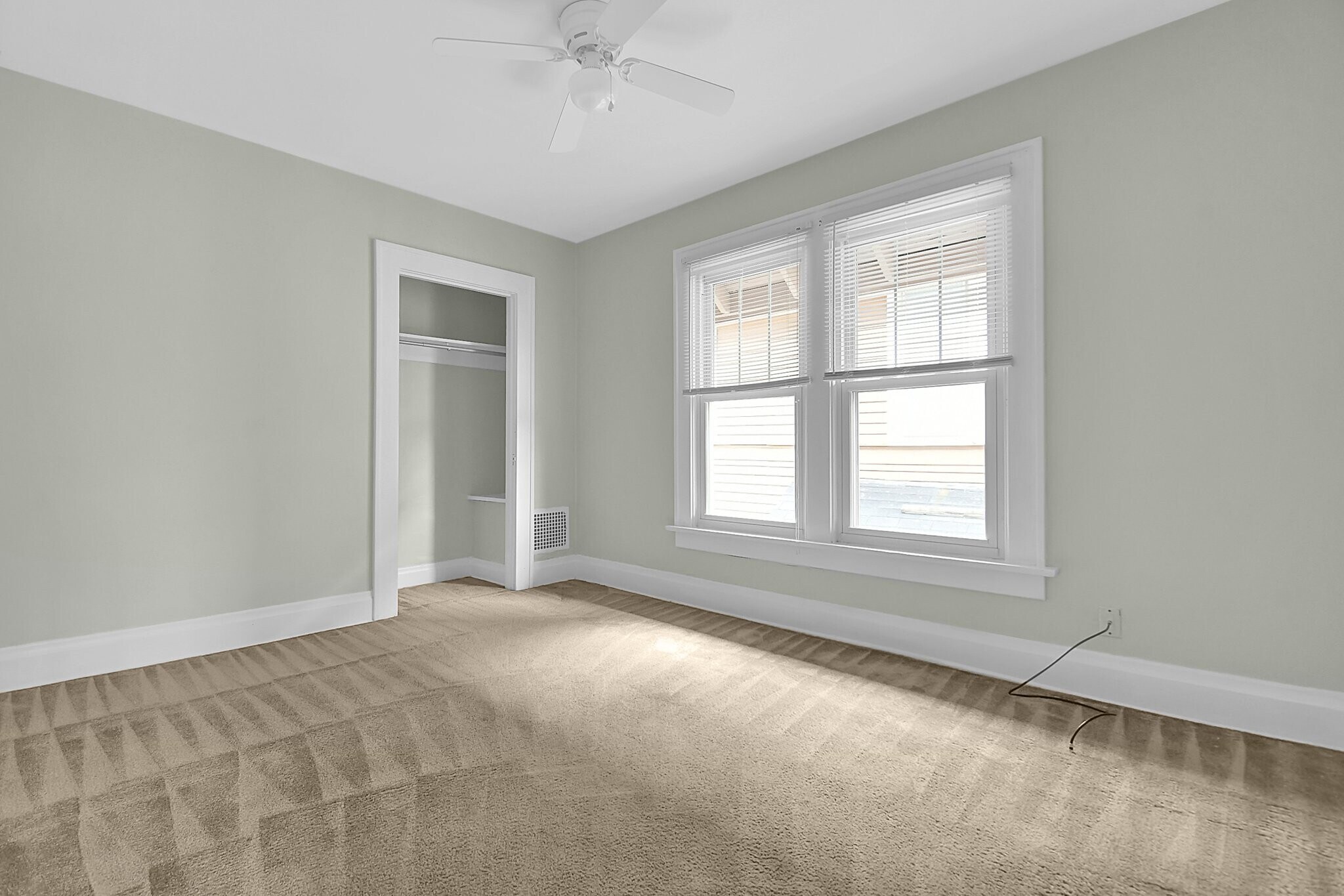 Building Photo - 97 E Frambes Ave