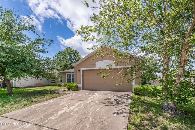 Building Photo - 3214 Garden Acres Ct E