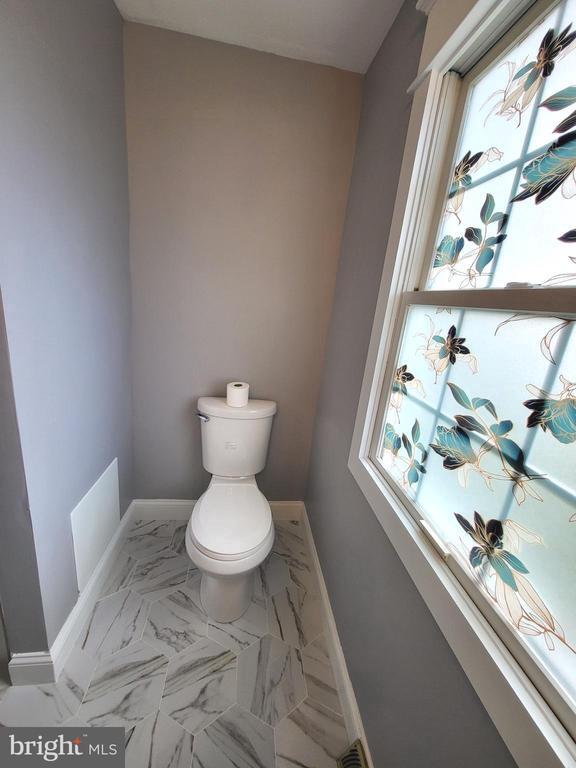 Building Photo - 446 Crosswinds Dr