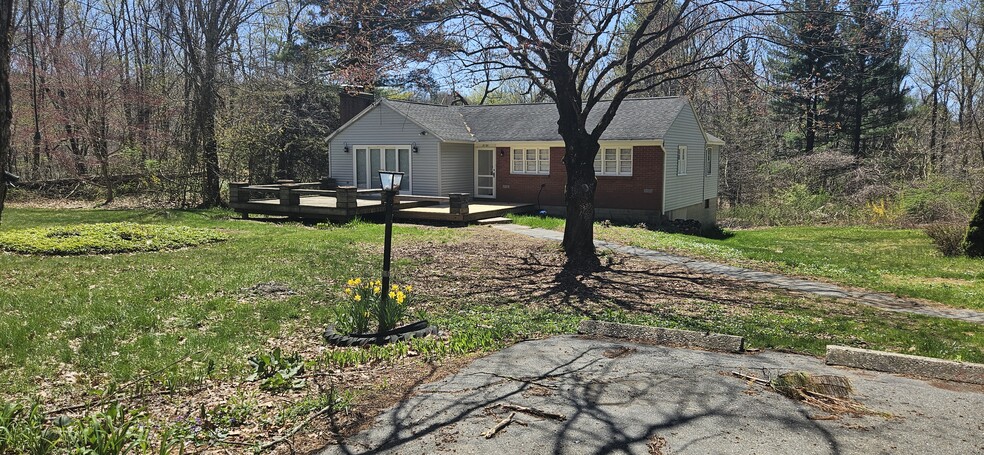 Primary Photo - 2125 Highland Ave