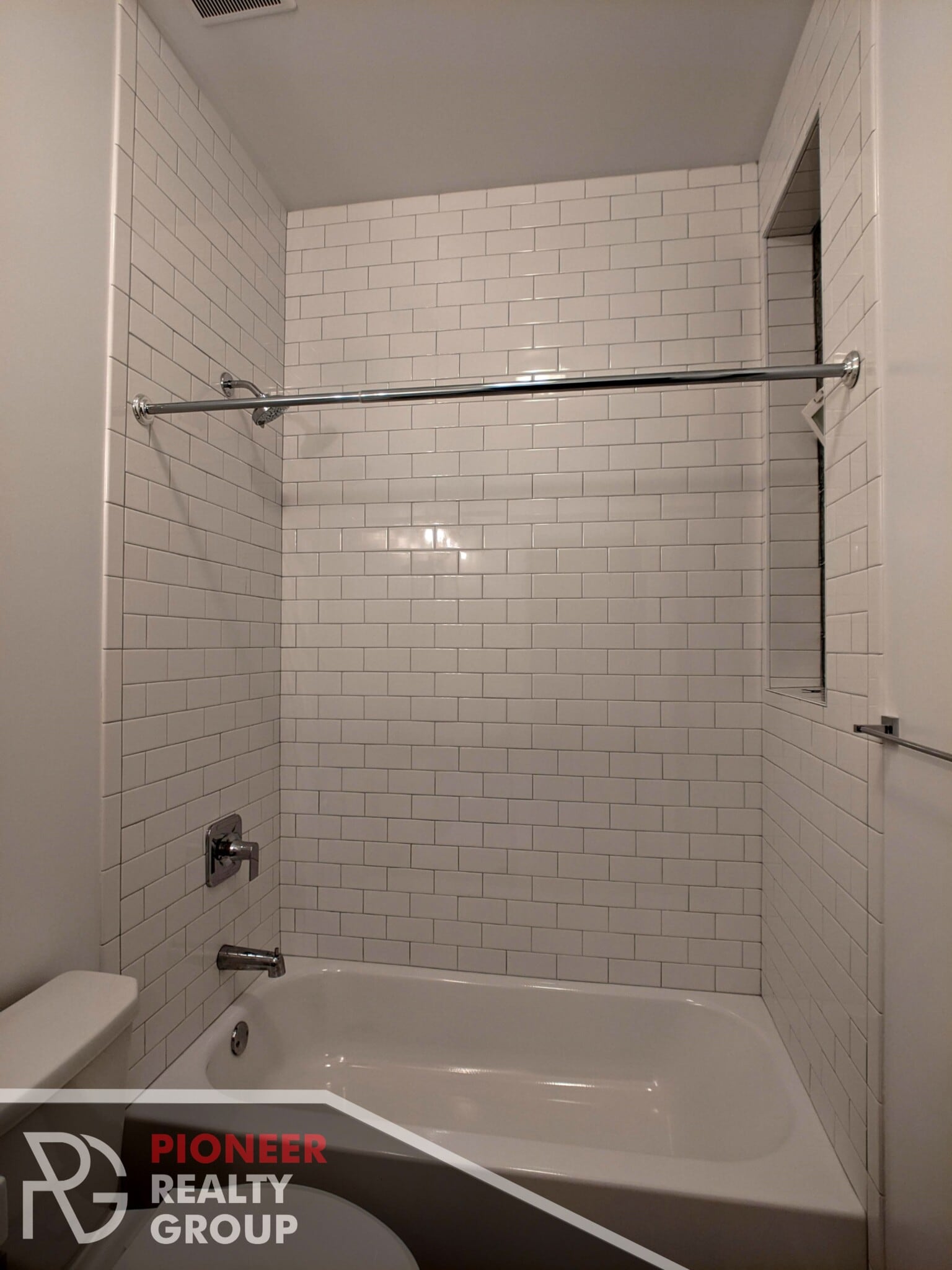 Building Photo - 3405 W Fullerton Ave