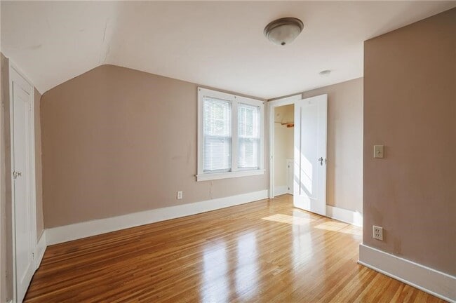 Building Photo - 46 Whiteford Rd