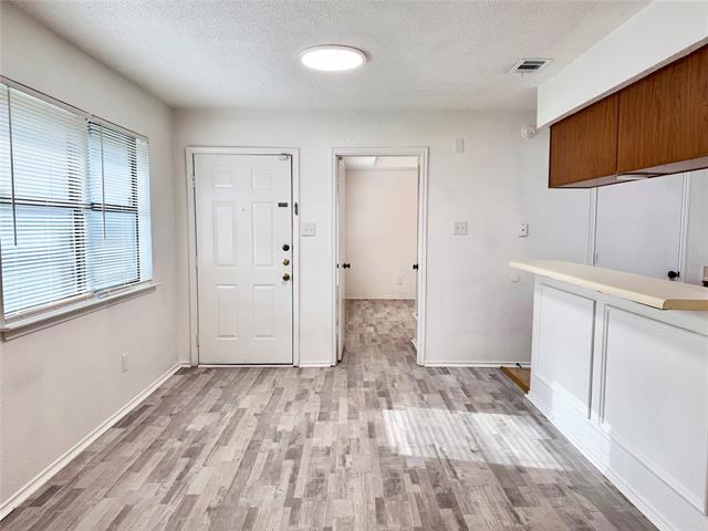 Building Photo - 4621 Sausalito Dr