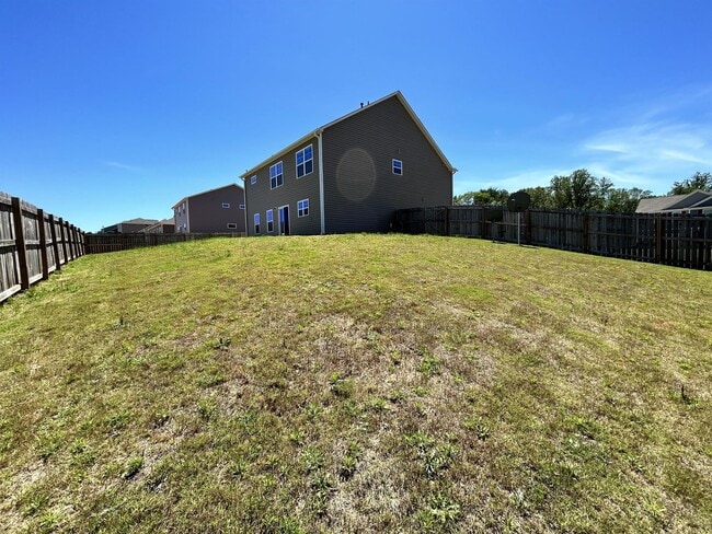 Building Photo - 144 Sunny Pt Lp