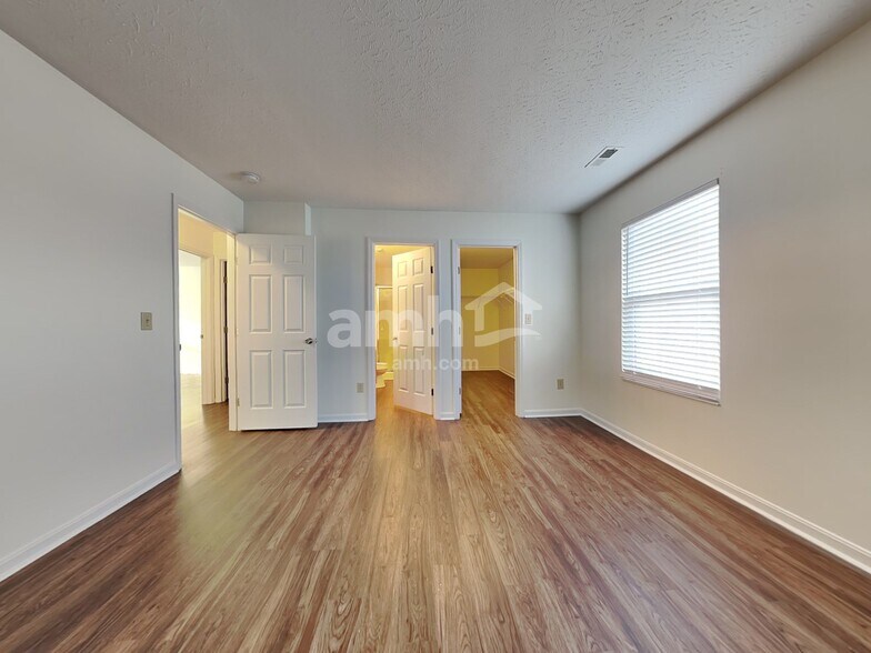 Building Photo - 6312 Satin Wood Dr