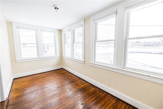 Building Photo - 297-303-303 Dartmouth St