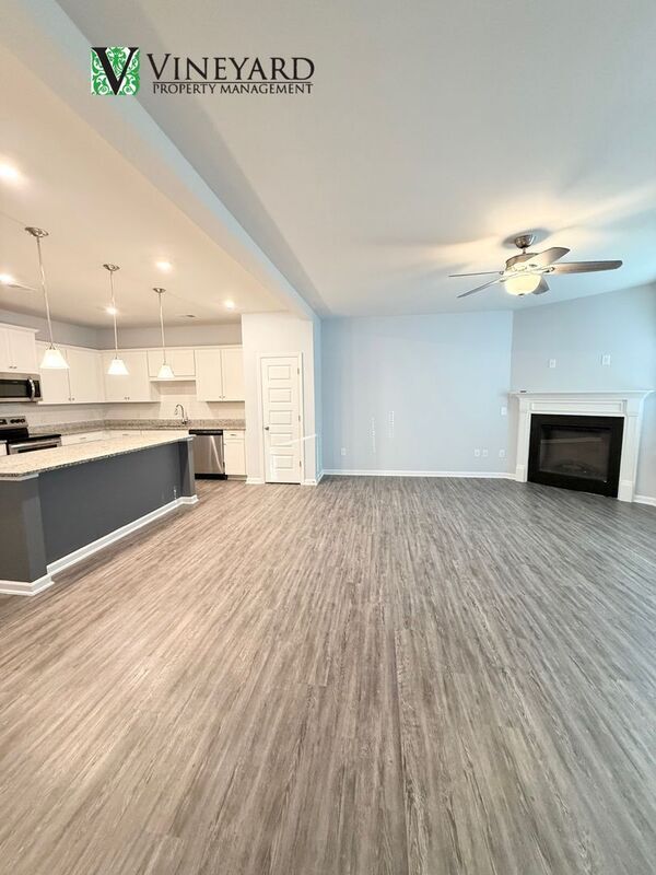 Building Photo - 247 Centennial Cir