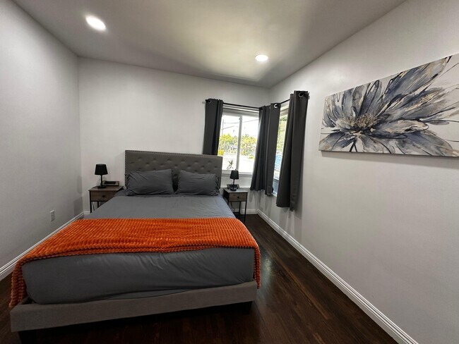 Building Photo - 15732 Covello St