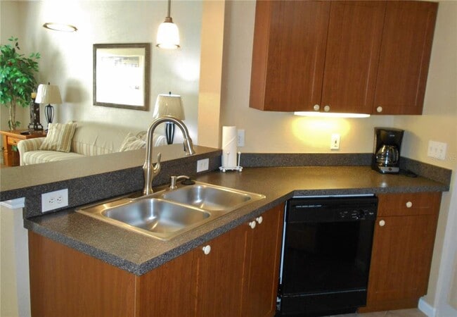 Building Photo - 2171 Portofino Pl