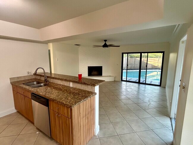 Building Photo - 22822 Pinewood Ct