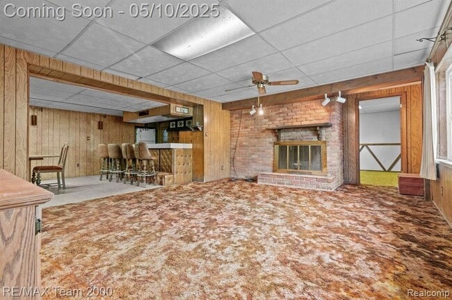 Building Photo - 25152 Fairway Dr