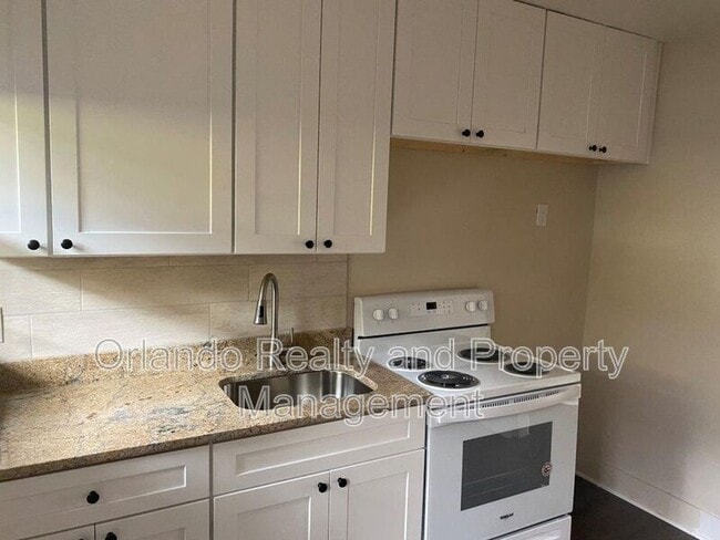Building Photo - 804 N Thornton Ave