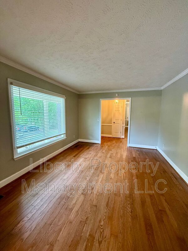 Building Photo - 2958 Walden Rd