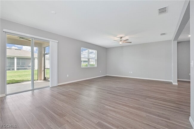 Building Photo - 17325 Coastal Ridge Dr