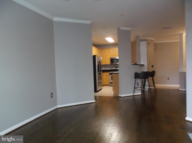 Building Photo - 2710 Bellforest Ct