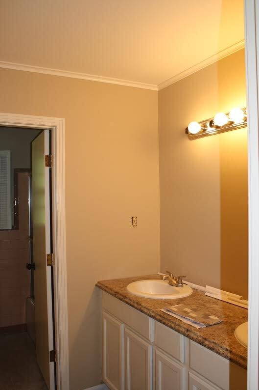 Building Photo - Spacious 3BR Home with Fenced Yard – Minutes from MSU & Downtown!