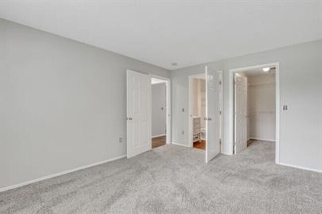 Building Photo - 12300 Apache Ave