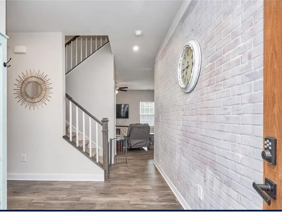 Building Photo - 773 Big Bear Ln