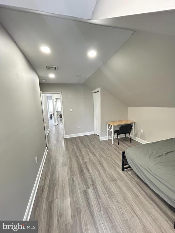 Building Photo - 2417 N 54th St