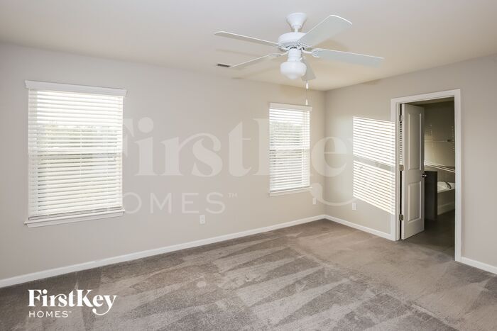 Building Photo - 4423 Huntley Glen Dr