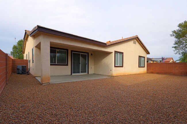 Building Photo - Single Story, 4 Bedroom, 2058 Sq Ft. Home