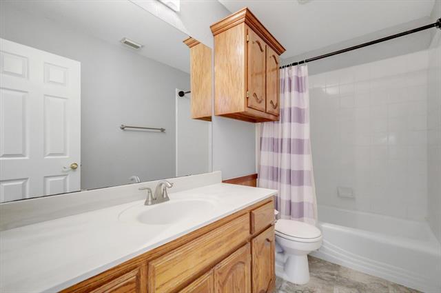 Building Photo - 1012 Canongate Dr