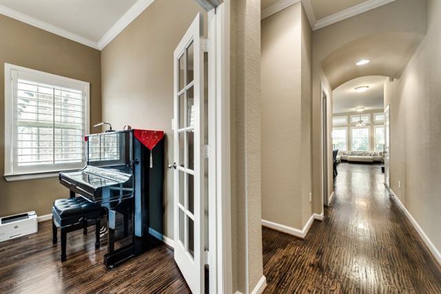 Building Photo - 2021 Garden Park Ct