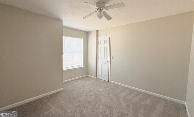 Building Photo - 102 Natures Bounty Trail