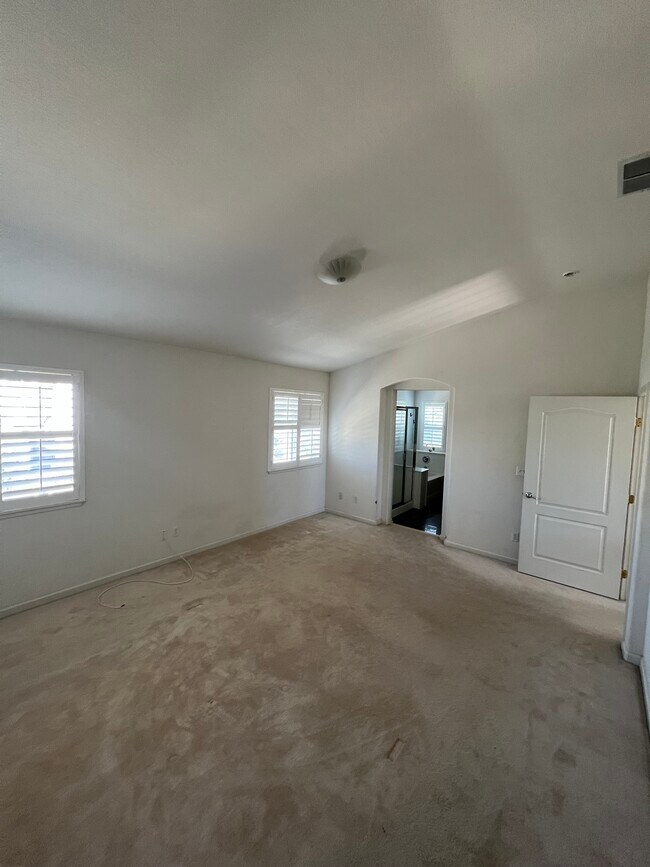 Building Photo - 2636 Carson Way