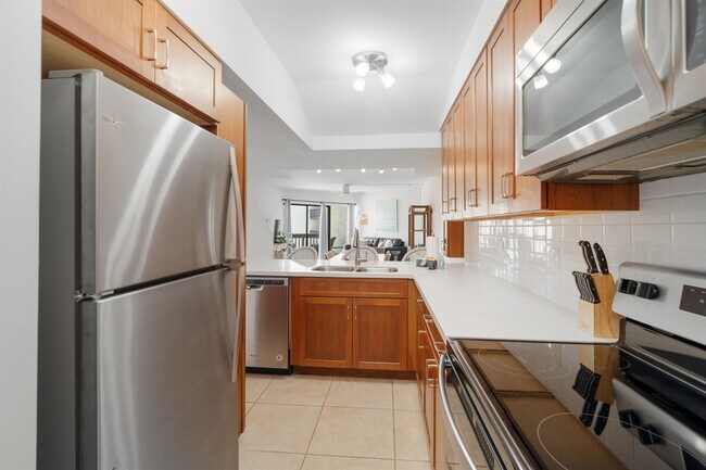 Building Photo - 5650 A1A S