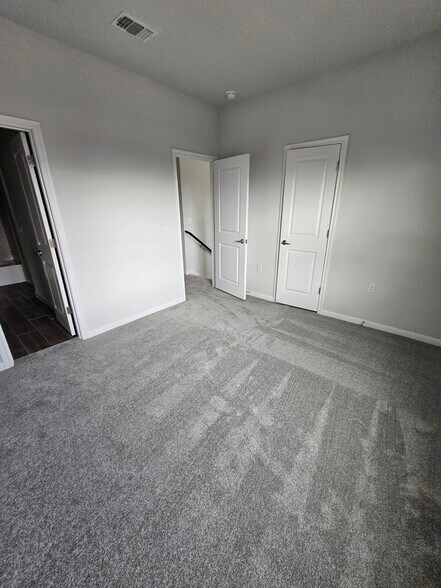 Building Photo - 9612 Whisper Willow Blvd