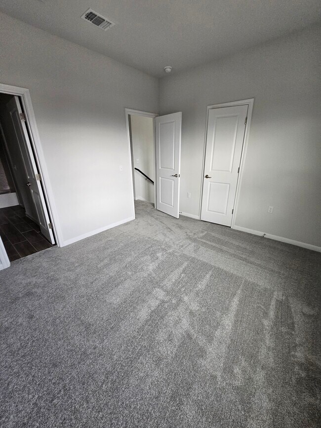 Building Photo - 9612 Whisper Willow Blvd