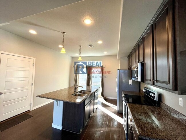 Building Photo - 6179 Mineral Belt Dr