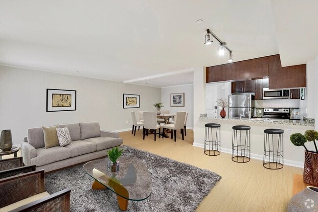 Building Photo - Legado Encino