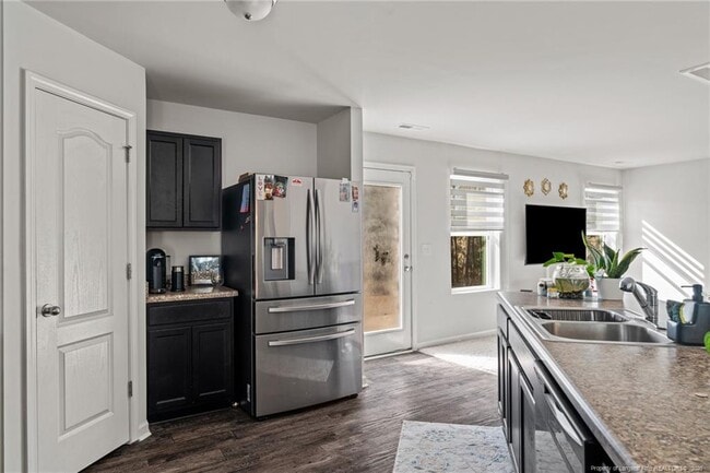 Building Photo - 287 Hallow Oak St