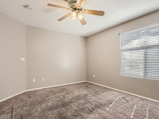 Building Photo - 3950 S Sandhill Rd